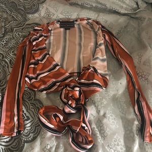 Long sleeve cropped top